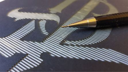 découpe laser pochoir