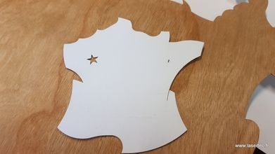 Papier bois découpé et gravé au laser