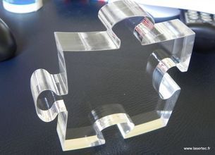 Pièce de puzzle en plexi 20 mm