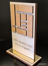 Trophée en bois au design adaoté au logo du client