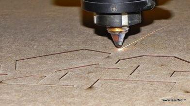 Moucharabieh en mdf découpé laser 