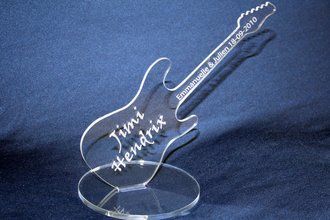 Trophée guitare jimmy hendrix plastique