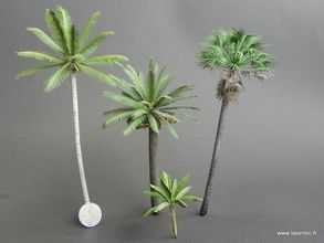 Feuilles de palmier en papier vert découpé au laser