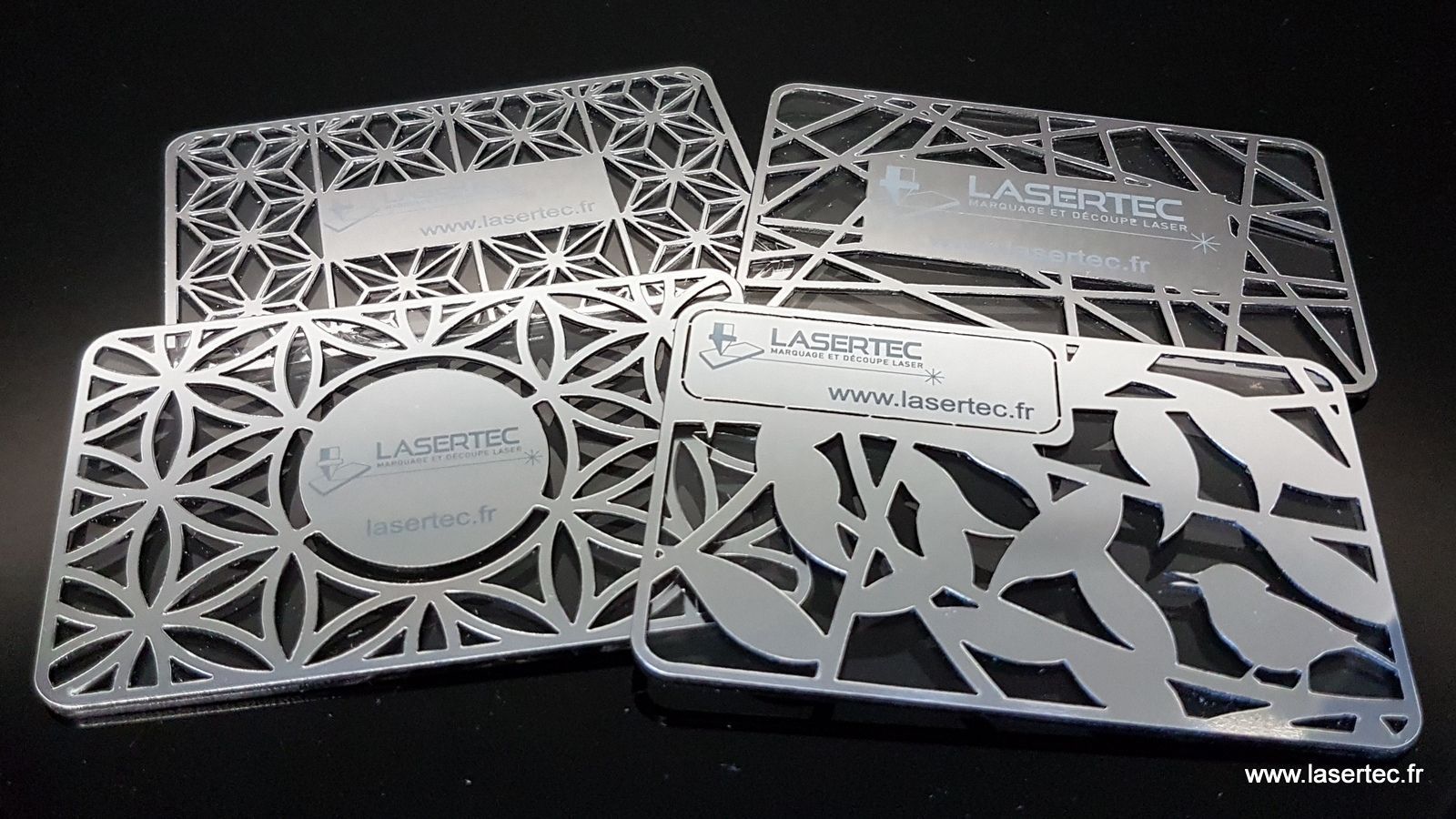 plastique miroir 0.5 mm collé sur plexi incolore