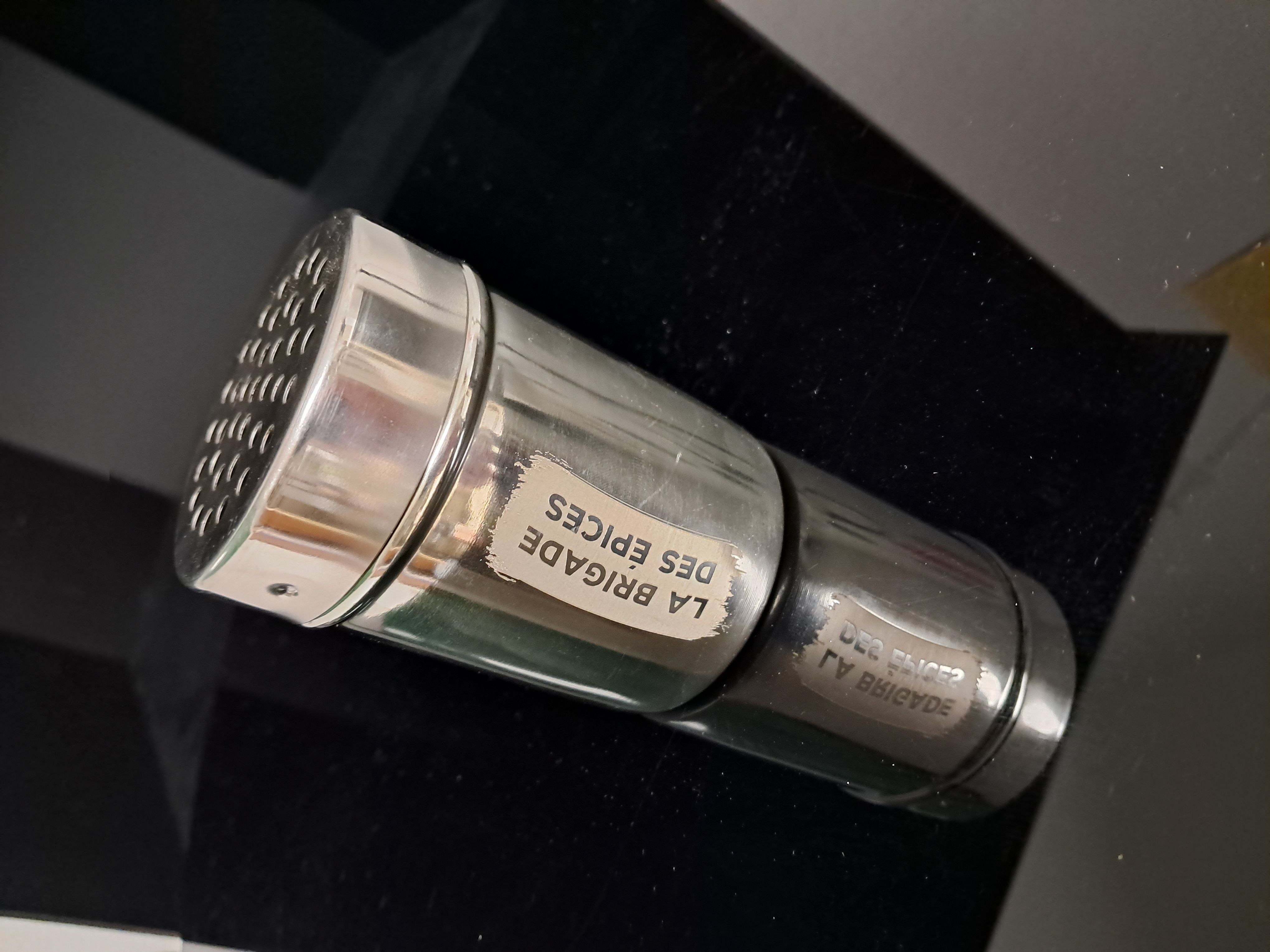 Marquage publicitaire boite à épices