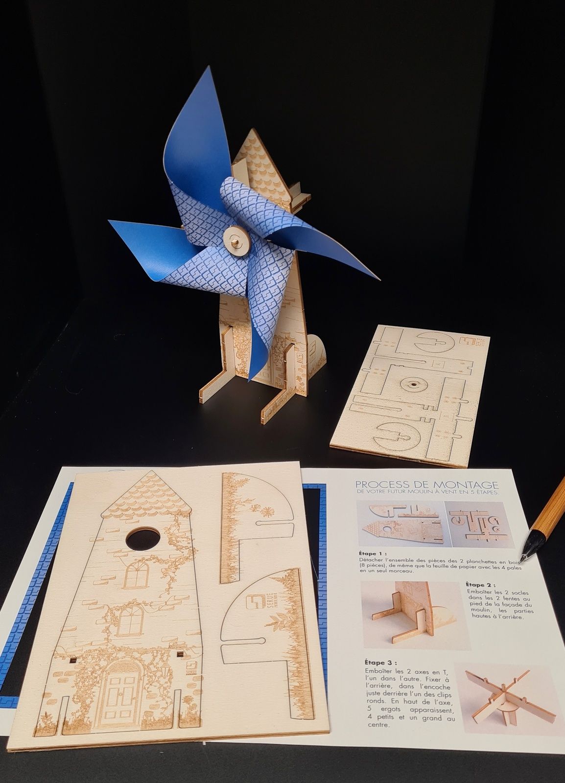 Découpe  dans plaque de médium pour fabriquer un moulin 