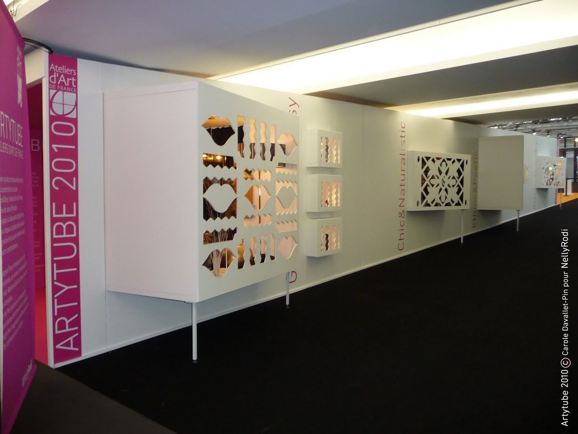 decoupe laser vitrine commerce