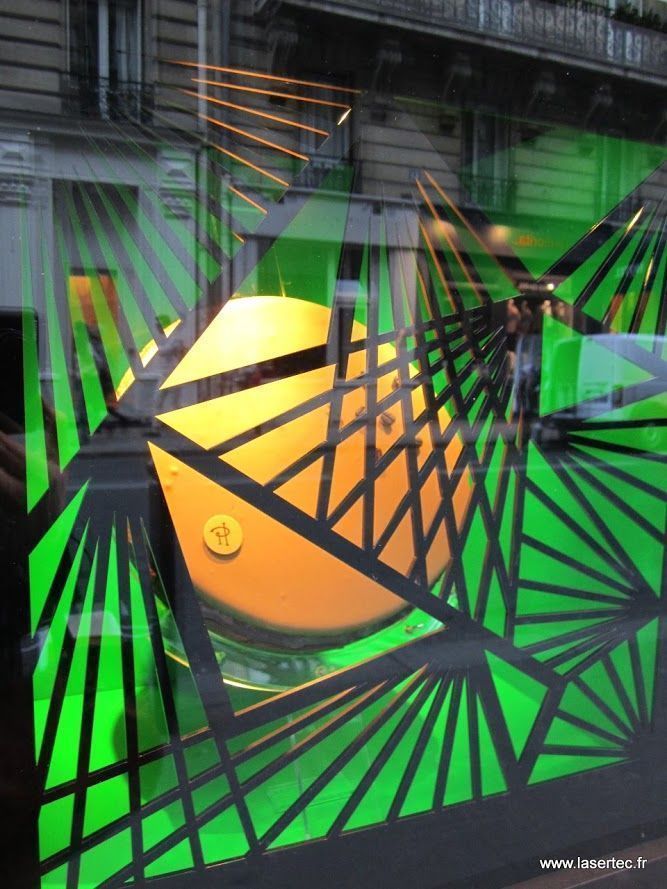 décor vitrine découpe laser