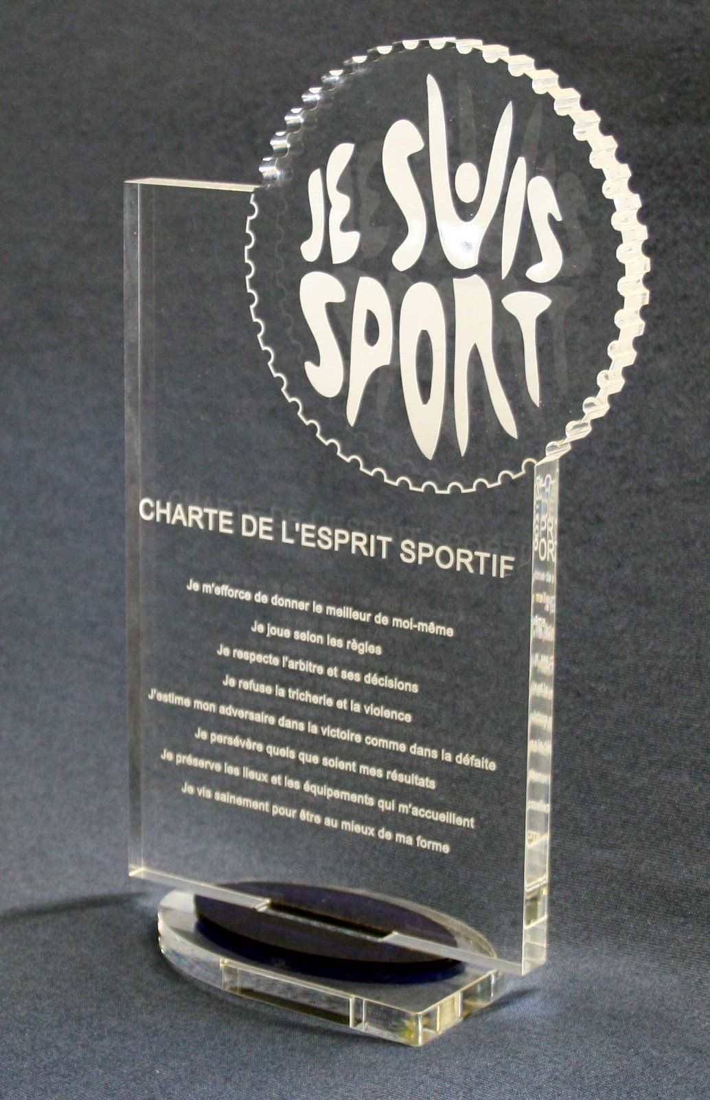 trophée plexi gravé au laser