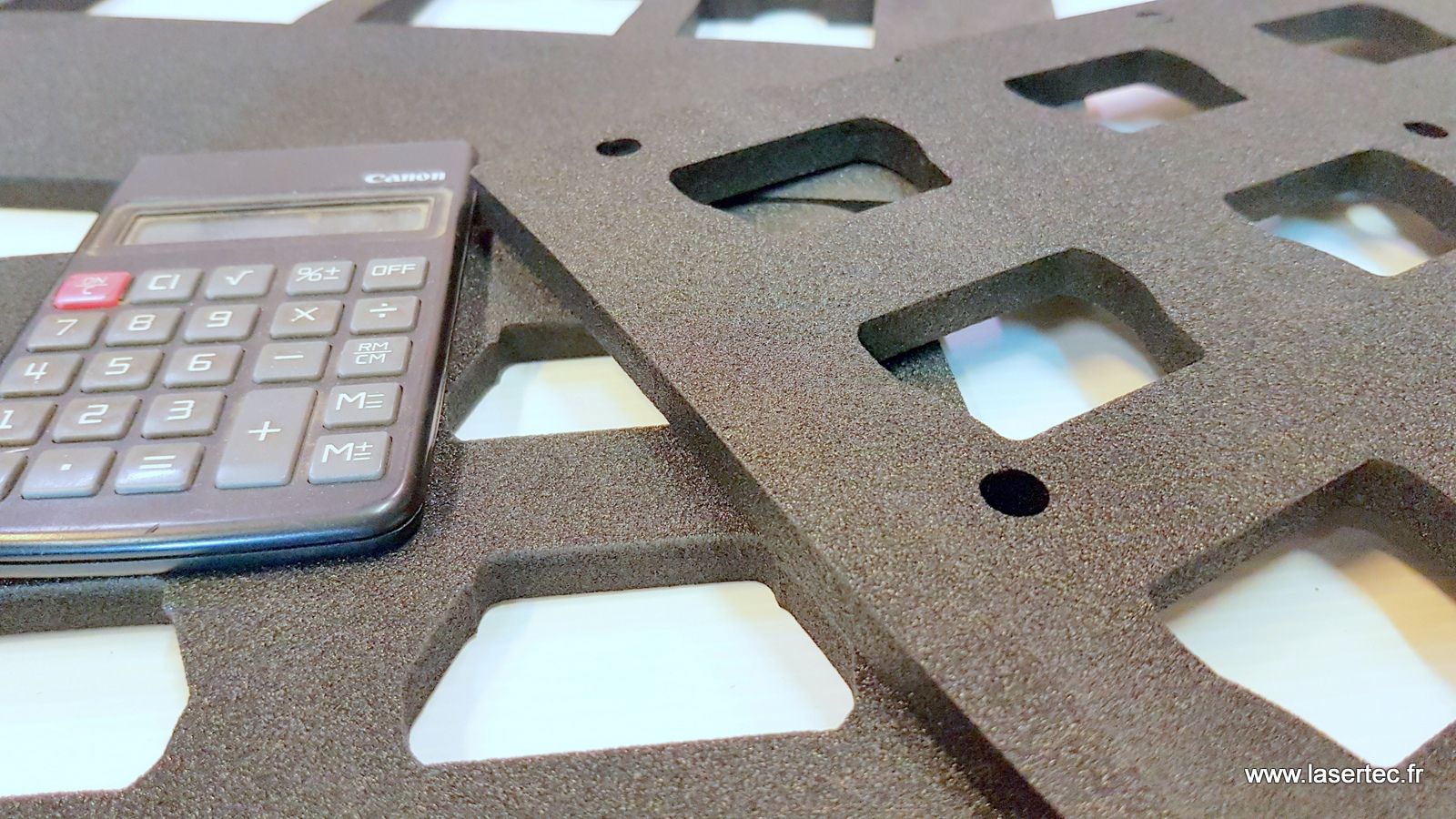 découpe laser sur mousse