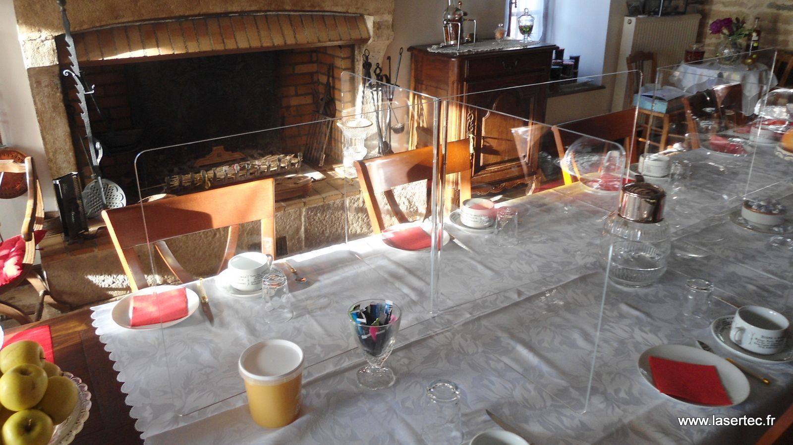 implantation sur une table d'hôtes