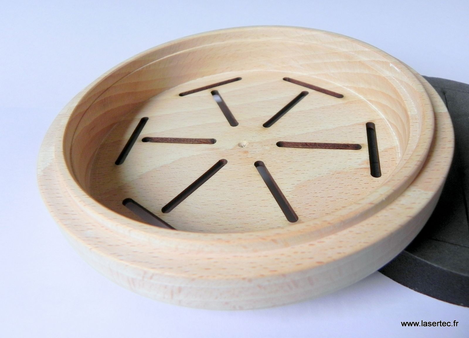 objet-decoupe-laser-bois objet en bois découpé au laser